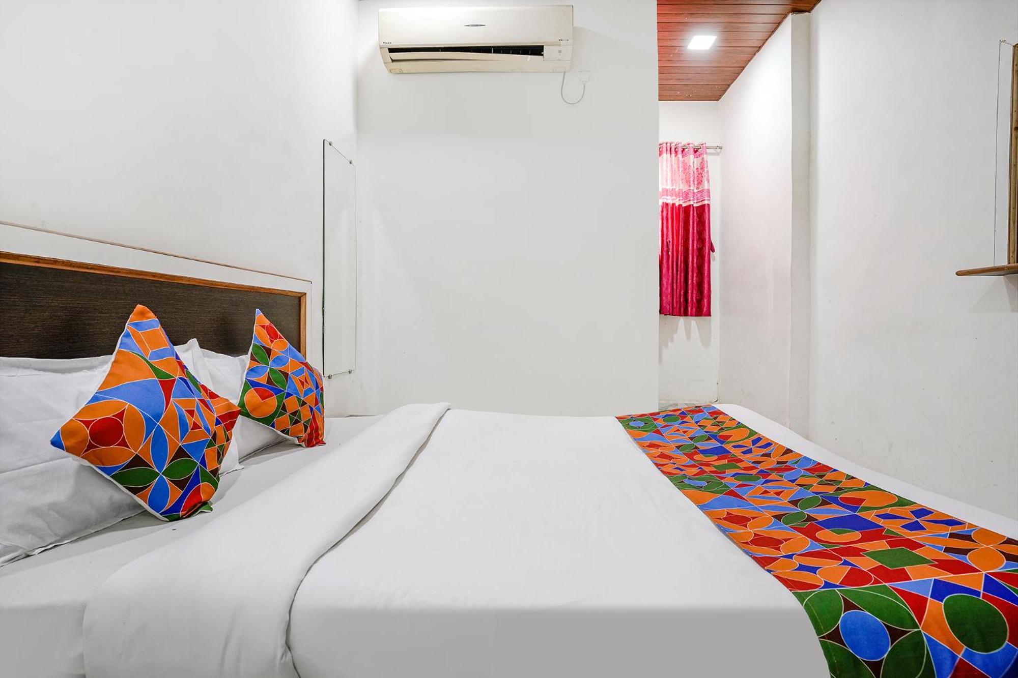 Fabexpress Sai Lodging I - Nr Nashik Railway Station Εξωτερικό φωτογραφία